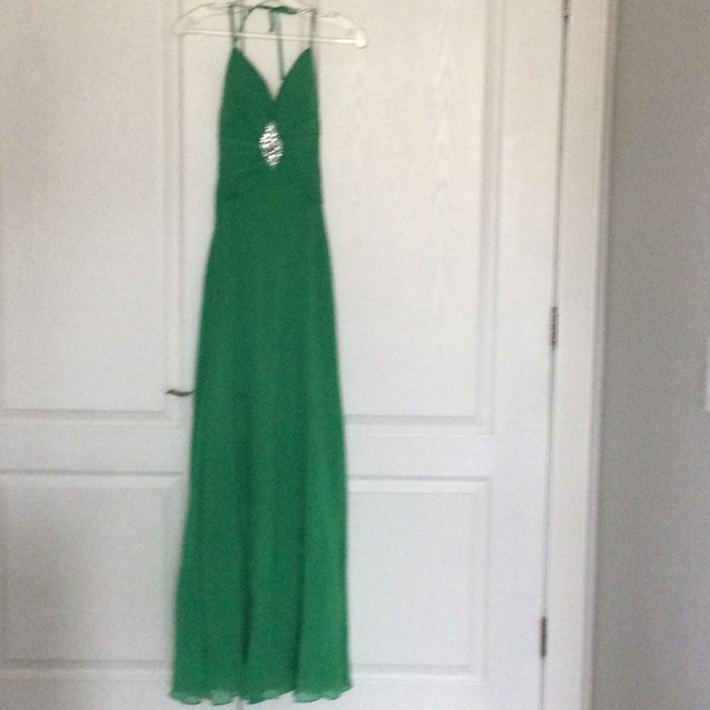 Elegant Green Halter Dress with Embellishment